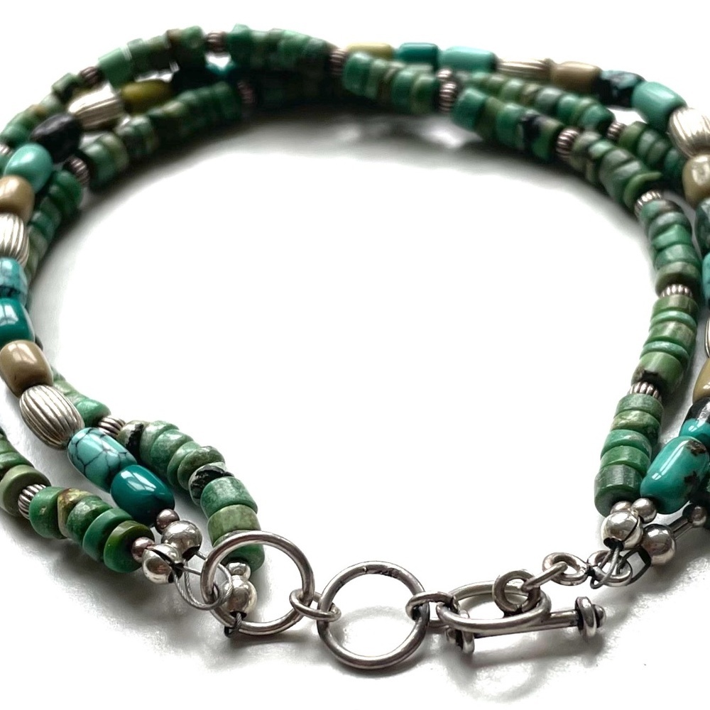 Multi-strand authenticate delicate turquoise silver beaded bracelet toggle clasp - Picture 2 of 4